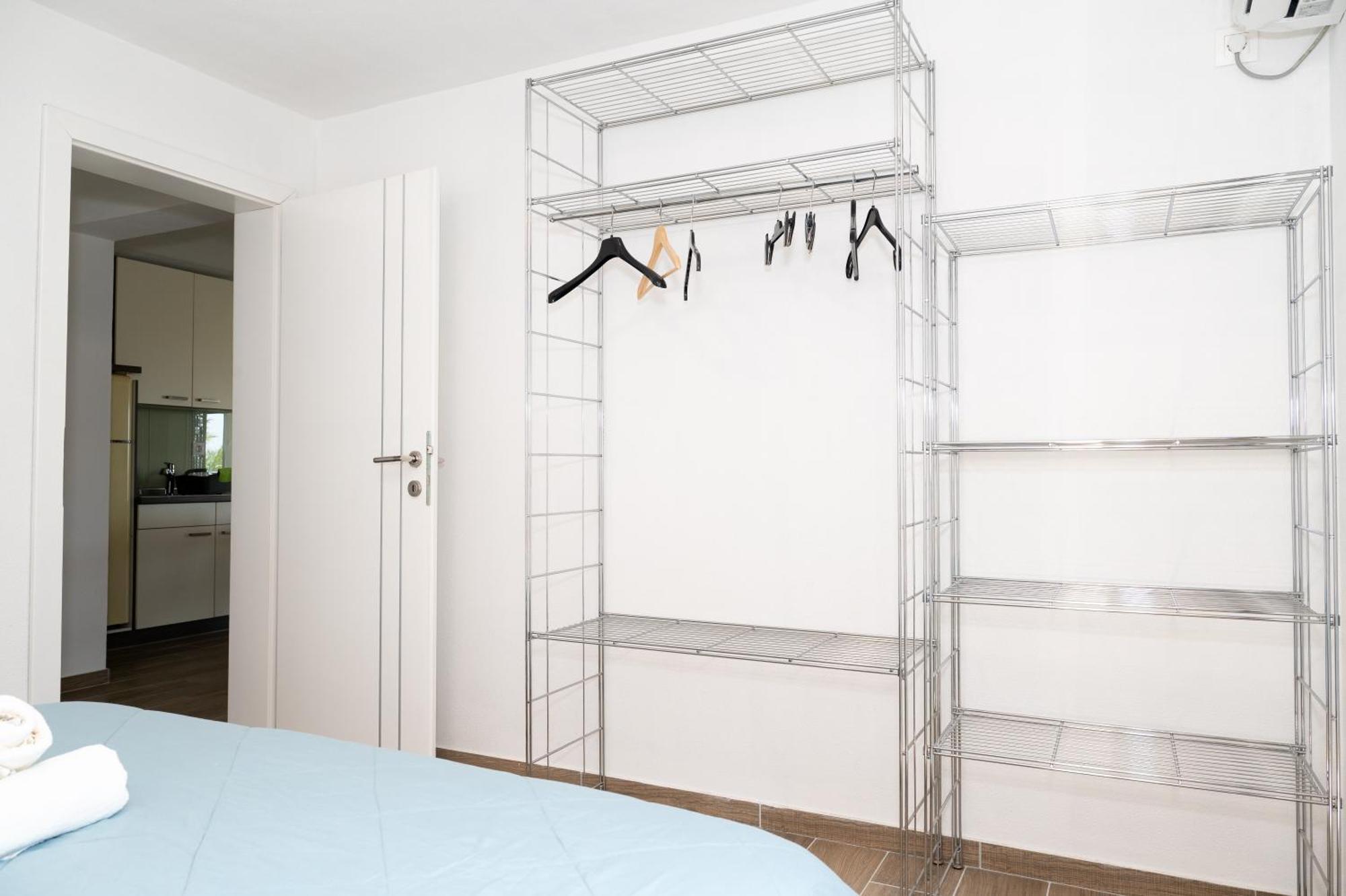 Four Points Apartman *